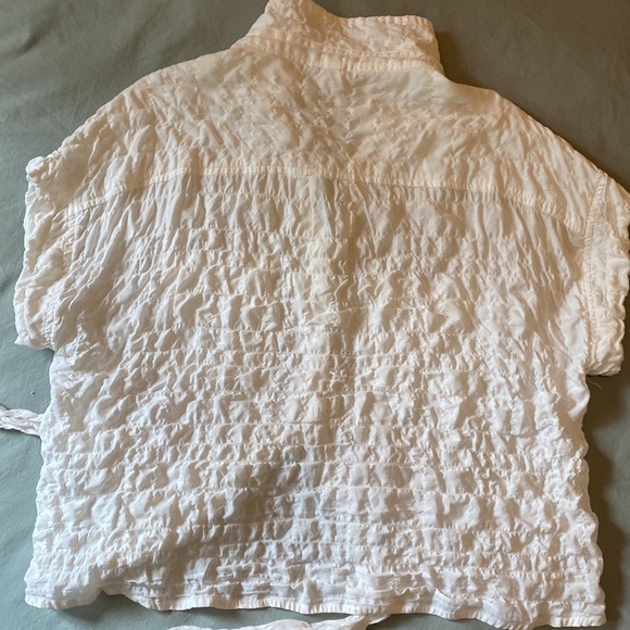 White oversized button shirt with collar - Picture 6 of 6